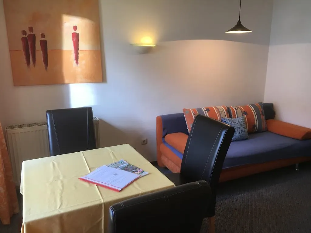 Apartmentanlage Am Kellerberg Zandt 3*,  Germany